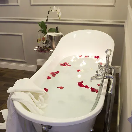 Relais Leone Gasthuis 2*