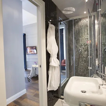 בית הארחה Relais Leone 3*