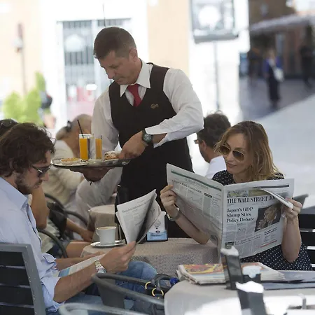 Relais Leone Gasthuis 2*